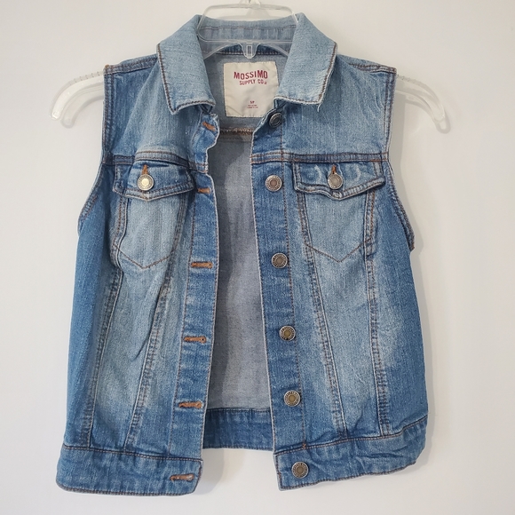Mossimo Supply Co. Jackets & Blazers - Mossimo Jean Denim Vest  Sleeveless Jacket Size Small Medium Wash